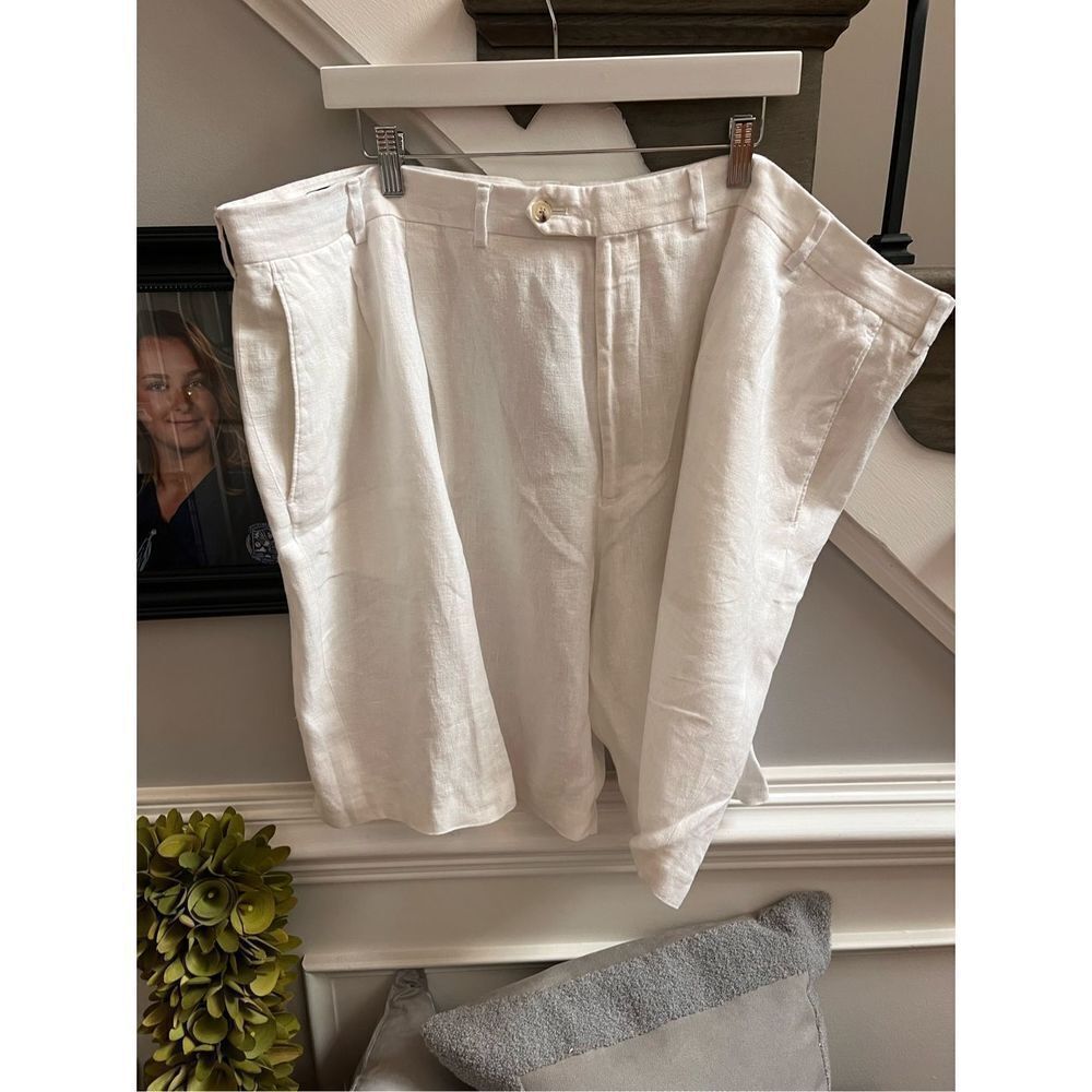Paul Fredrick Classic Fit White Linen Bermuda Shorts sz 50 EUC